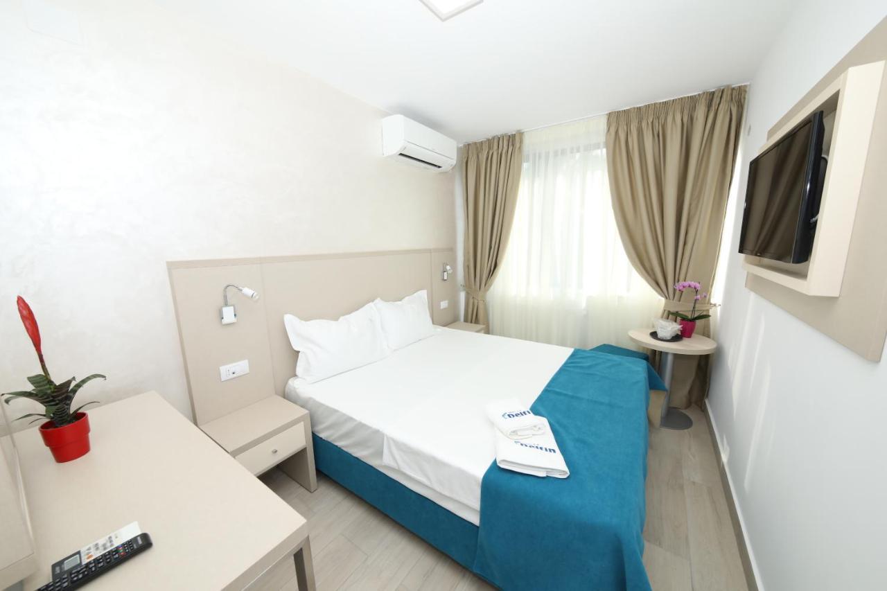 Hotel Delfin Mamaia Exterior foto